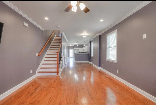 Foto del edificio - 2422 24th Ave N