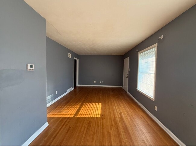 Building Photo - 4933 Leonard Rd