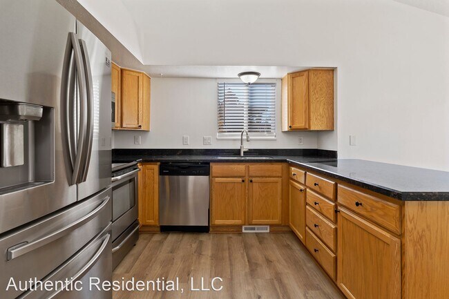 Building Photo - 4 br, 3 bath House - 501 N 3425 W