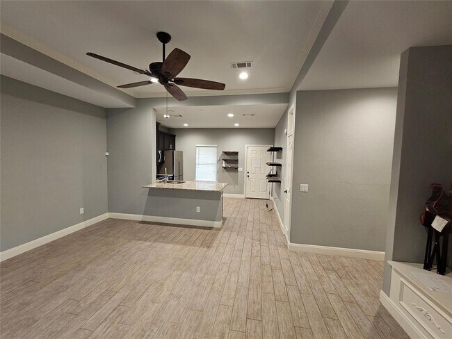 Foto del edificio - 310 Munson St