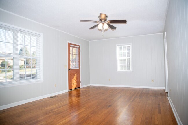 Foto del edificio - 3 bedroom/ 2 bathroom rental in Cullman City limits