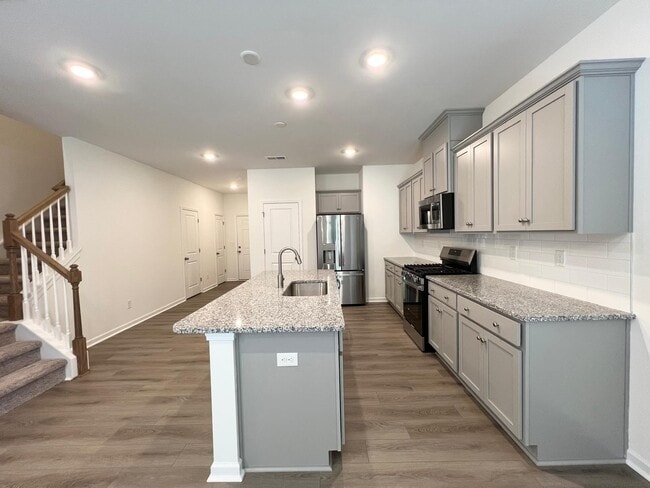 Building Photo - 3417 Secrest Lndg