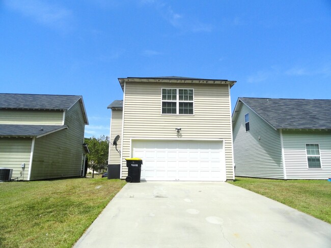 Building Photo - Charming 3 Bedroom Home in the Berwick area!