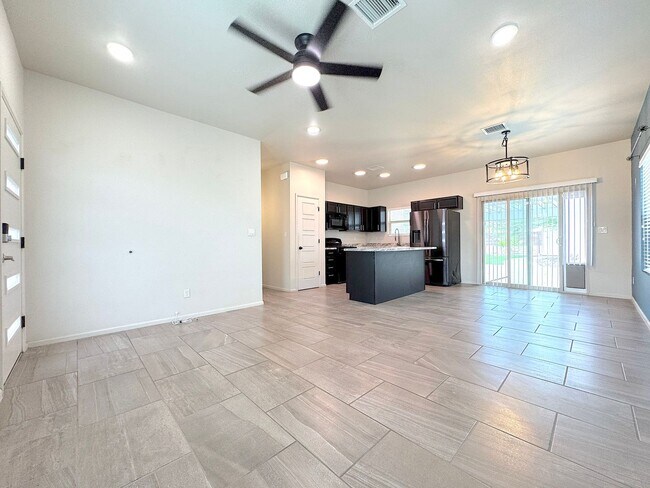 Foto del edificio - West El Paso 3bed refrig A/C with Gorgeous...