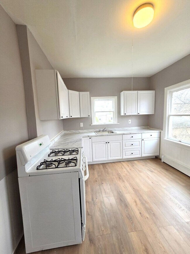 Foto del edificio - 90-92 Boutwell Street