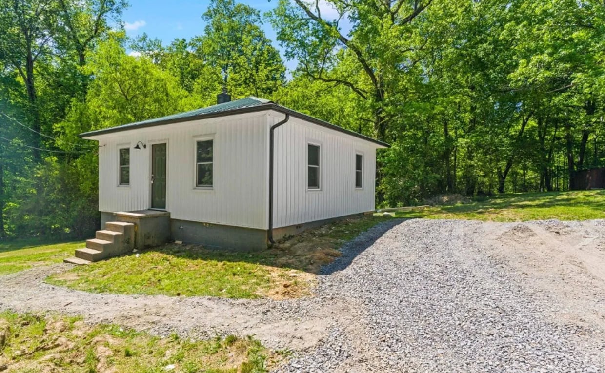 Primary Photo - 2 Bedroom 1 Bathroom House Available to Re...