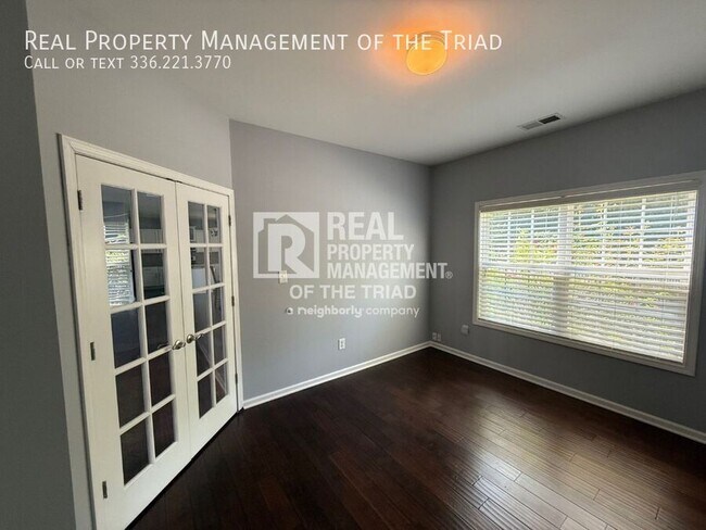 Building Photo - 1538 Castle Way