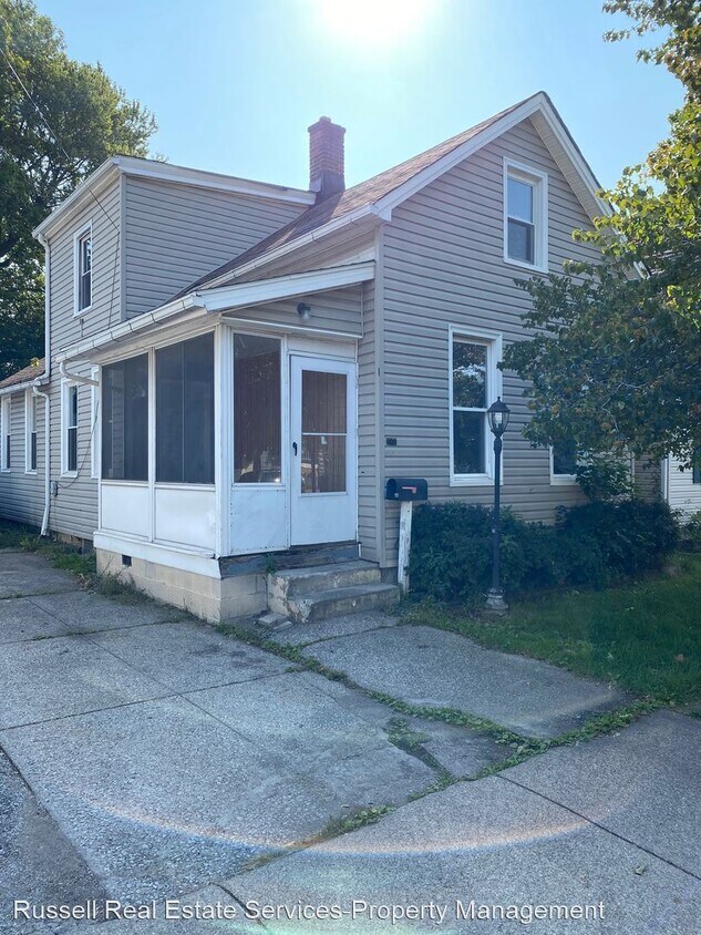 Primary Photo - 3 br, 1 bath House - 3301 W 32nd St