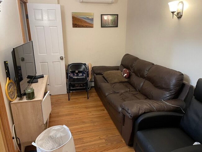 Foto del edificio - 48 Garden St