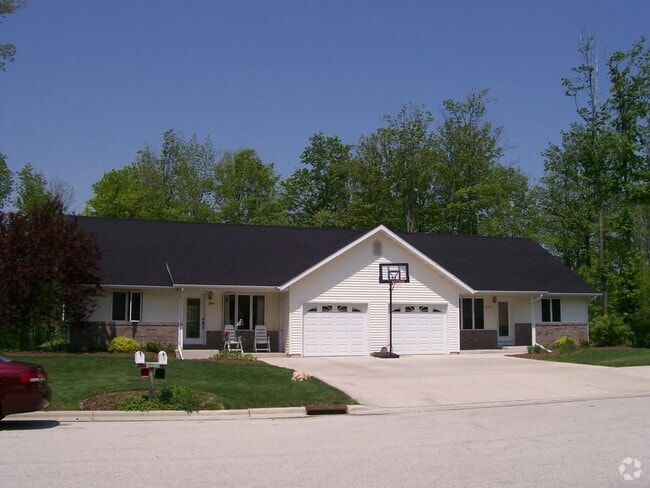Building Photo - W3176 Elm Ln