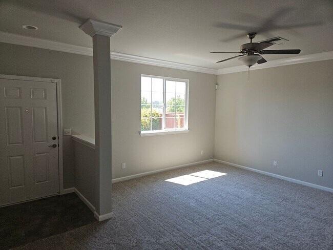 Building Photo - 675 Mission De Oro Dr