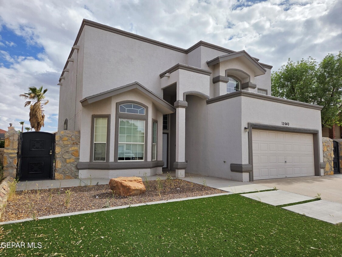 Foto principal - 12640 Gilded Sun Dr