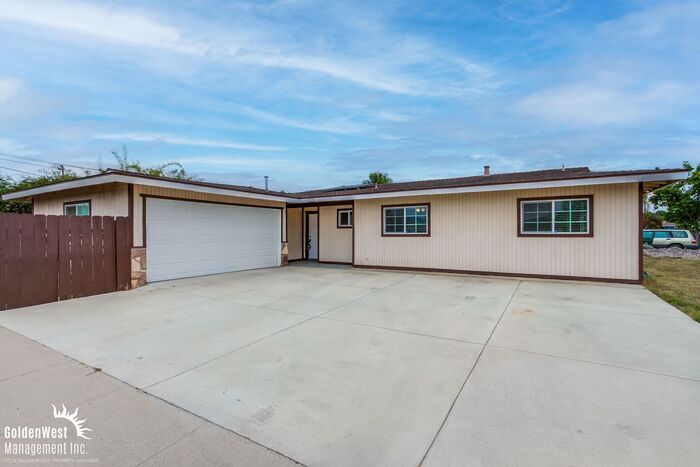 Primary Photo - Lovely 4Bdm 2Ba Home Located in Escondido