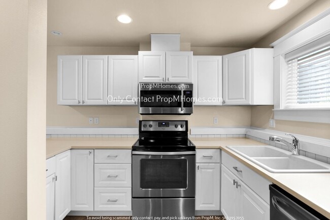 Building Photo - City Retreat: Delightful One-Bedroom Home ...