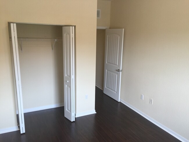Building Photo - 3606 NW 29th Ct
