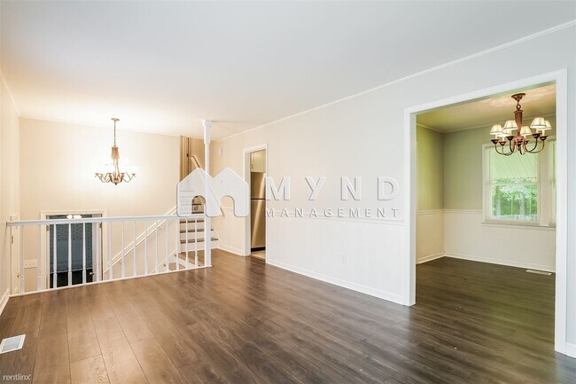 Building Photo - 4 br, 2.5 bath House - 3113 Comstock Rd
