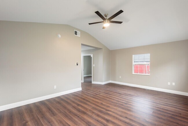 Building Photo - 3602 Decatur Dr