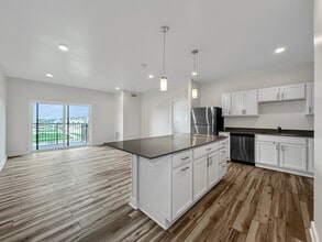 Building Photo - Stratford Pointe