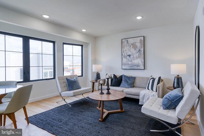 Foto del edificio - 850 N 19th St