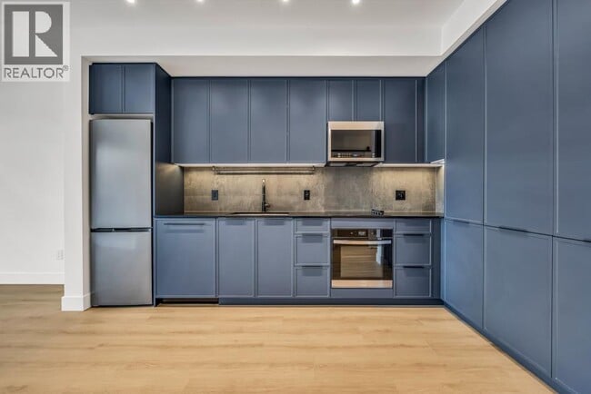 Building Photo - 3055 Murray St