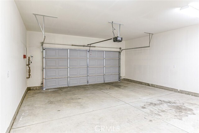 Building Photo - 13191 Edgemont St