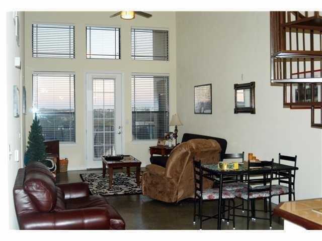 Building Photo - 2505 San Gabriel St