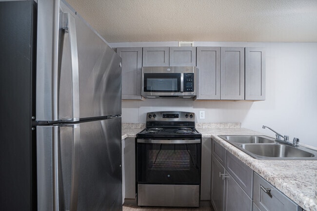 1 habitación, 1 baño - 700 pies cuadrados - Cocina - Luther Center Senior Apartments