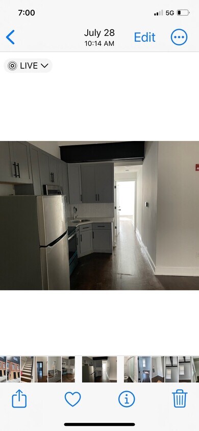 Primary Photo - 2320 E Cabot St