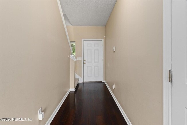 Building Photo - 8618 Ribbon Falls Ln