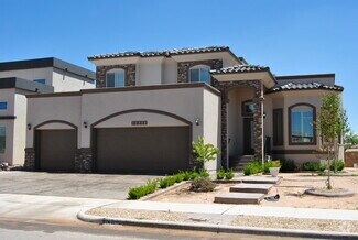 Building Photo - 14508 Ciambriello Ave