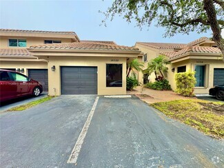 Building Photo - 16320 Malibu Dr