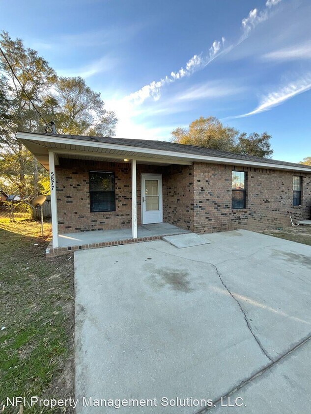 Primary Photo - 2 br, 2 bath House - 5877 Byrom St