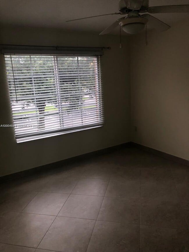 Building Photo - 4131 San Marino Blvd