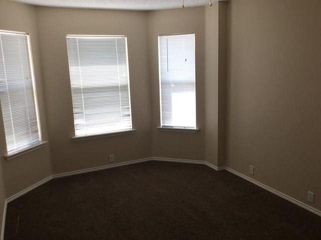 Building Photo - 1409 Kilkenny Dr