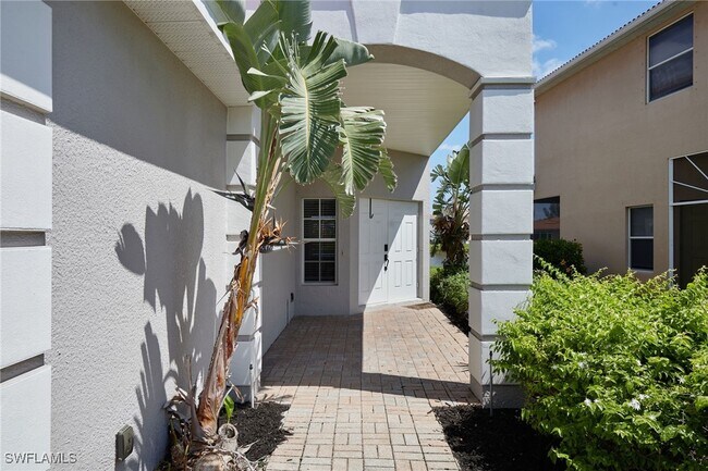 Building Photo - 9130 Spring Mountain Way