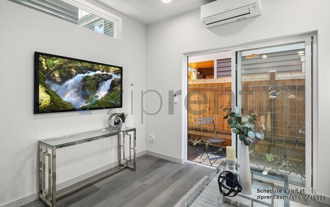 Foto del edificio - 1123D 18th Ave