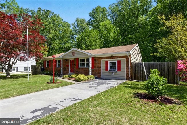 Building Photo - 4118 Granby Rd
