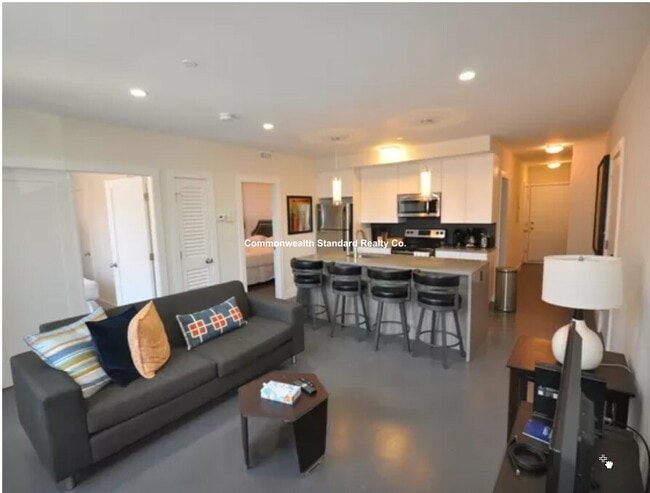 Building Photo - 659 Massachusetts Ave