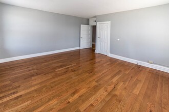 Interior Photo - Vandy House