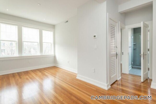 Foto del edificio - 16 Forest St