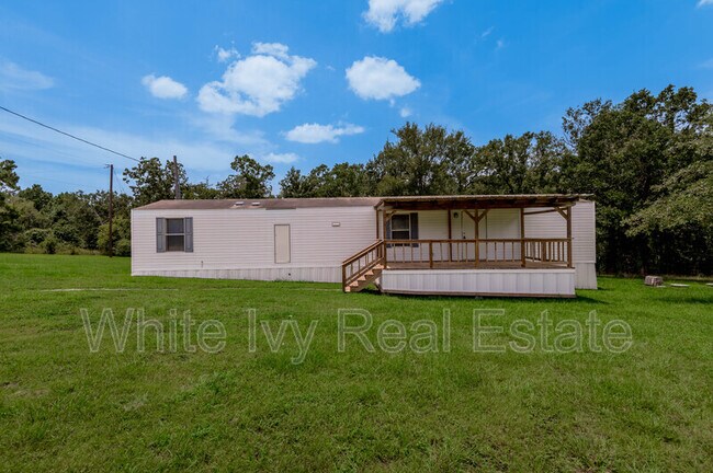 Foto del edificio - 37 Riverside Ln