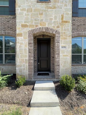 Building Photo - 1191 Lake City Ave