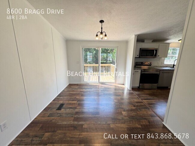 Foto del edificio - 8600 Bragg Dr