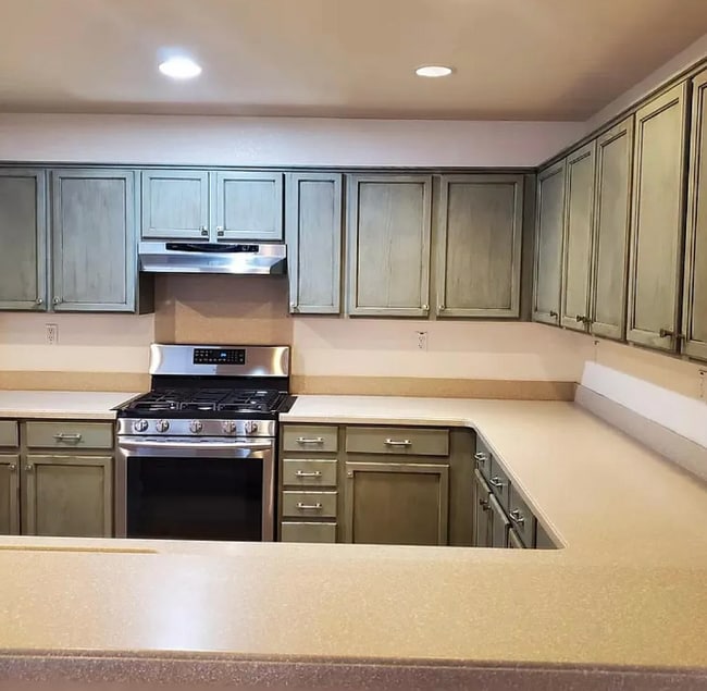 Building Photo - 3034 Roadrunner Dr