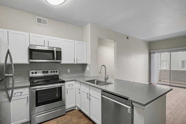 Building Photo - Ridgescape at Highlands Ranch