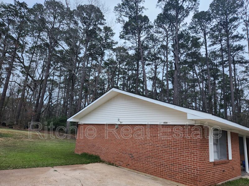 422 Forest St, Pineville, LA 71360 House Rental in Pineville, LA