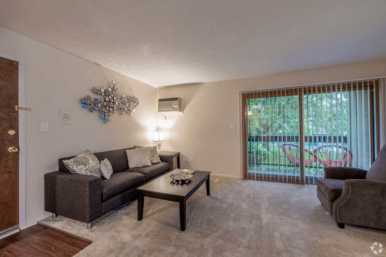 Foto principal - Clinton Manor Apartments