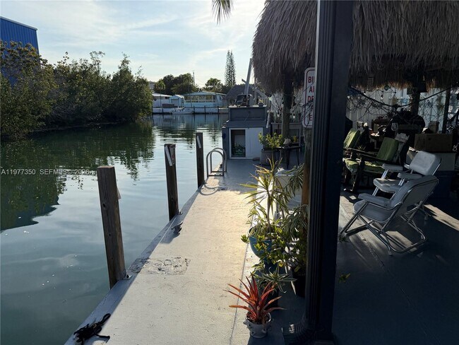 Foto del edificio - 212 Orchid St