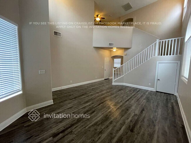 Foto del edificio - 5201 Wapiti Point Ct