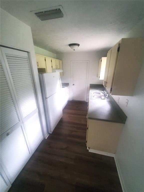 Foto del edificio - 5851 NW 55th Ct
